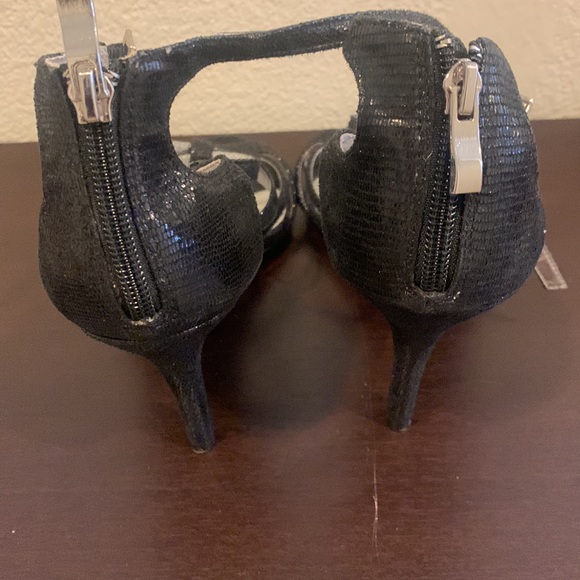 Black strappy heels size 10 - Picture 3 of 4